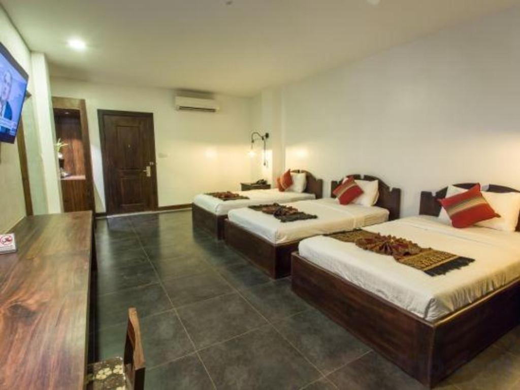 Yeak Loam Hotel Banlung Bagian luar foto
