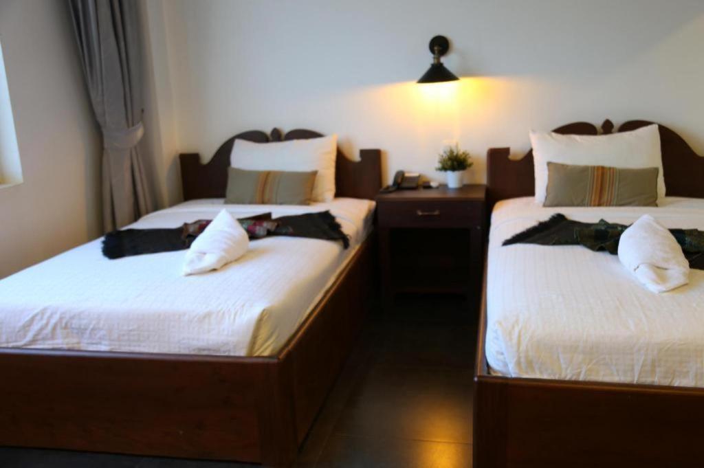 Yeak Loam Hotel Banlung Bagian luar foto