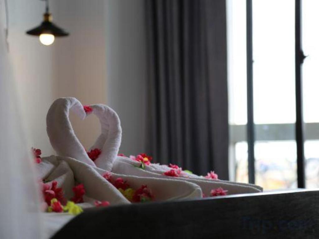 Yeak Loam Hotel Banlung Bagian luar foto