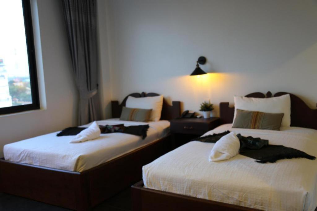 Yeak Loam Hotel Banlung Bagian luar foto