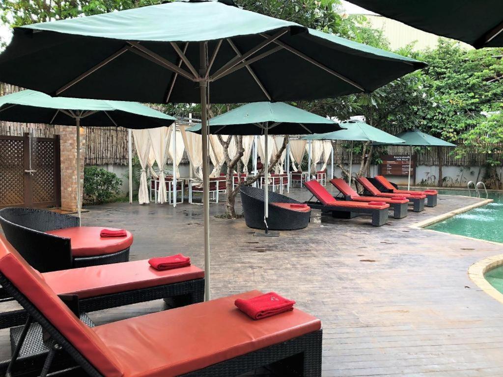 Yeak Loam Hotel Banlung Bagian luar foto