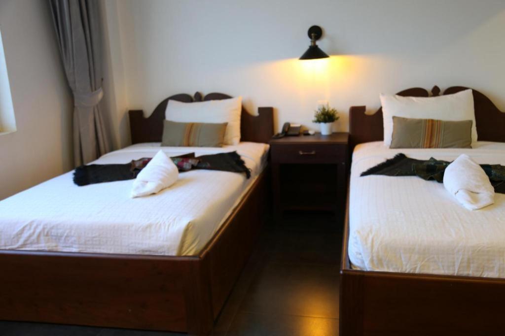 Yeak Loam Hotel Banlung Bagian luar foto