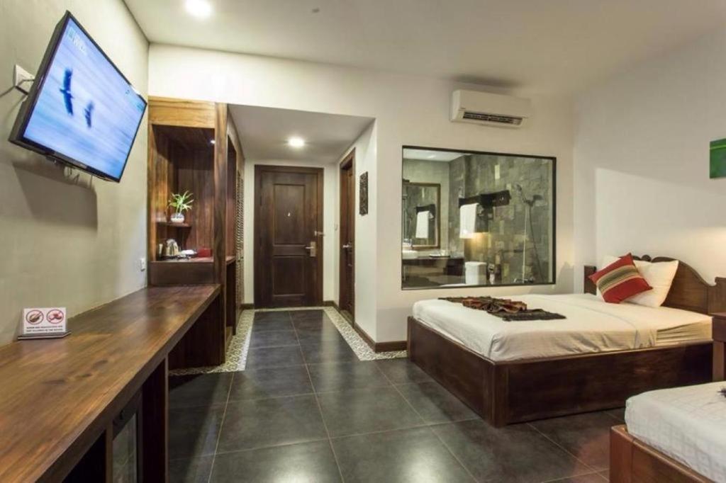 Yeak Loam Hotel Banlung Bagian luar foto